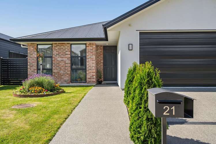 21 Cynisca Crescent Wallaceville_0