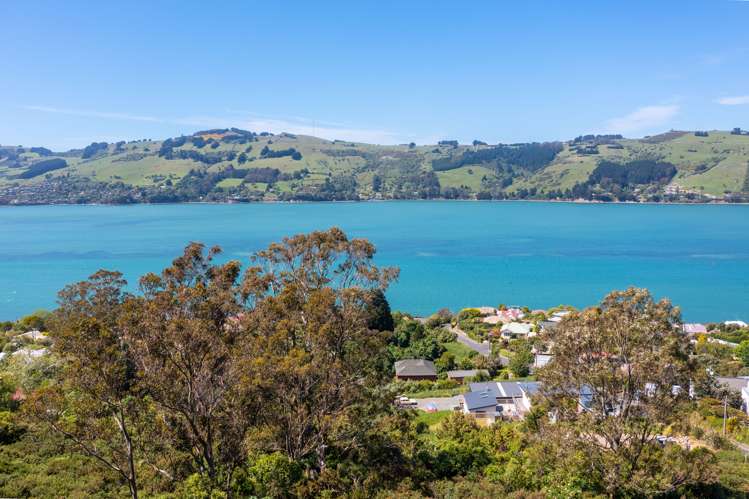 74 Kauri Street Ravensbourne_15