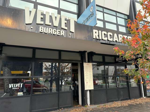 Prime Retail/Commercial Space for Lease