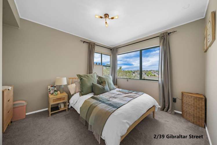 1 & 2/39 Gibraltar Street Howick_12