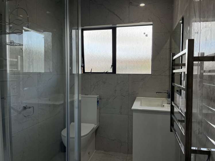 2/69 Orams Road Hillpark_7