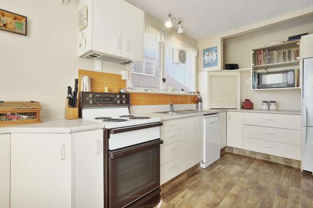 36 Reynolds Avenue Bishopdale_2