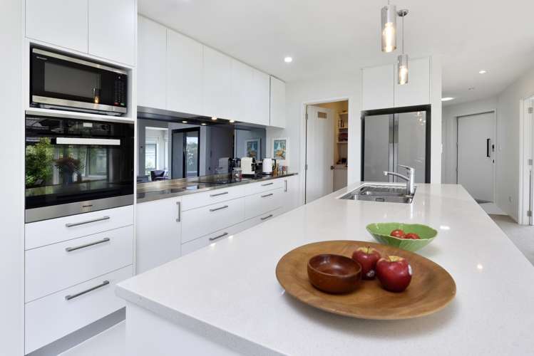 15 Wanderers Avenue Brightwater_5