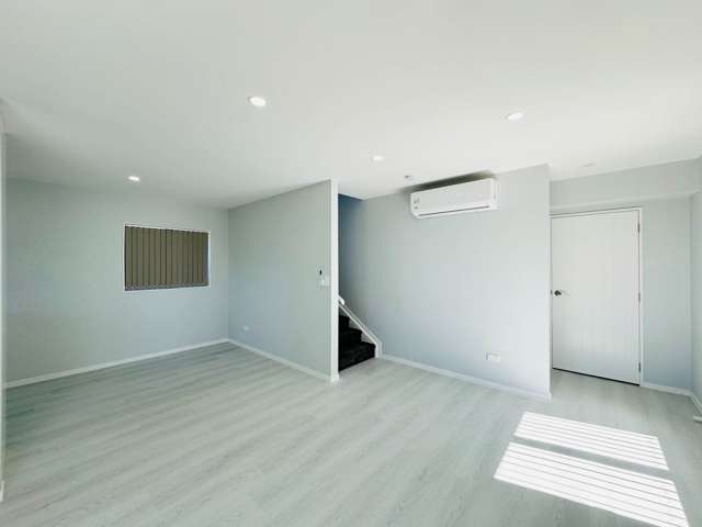 66A Maplesden Drive Clendon Park_1