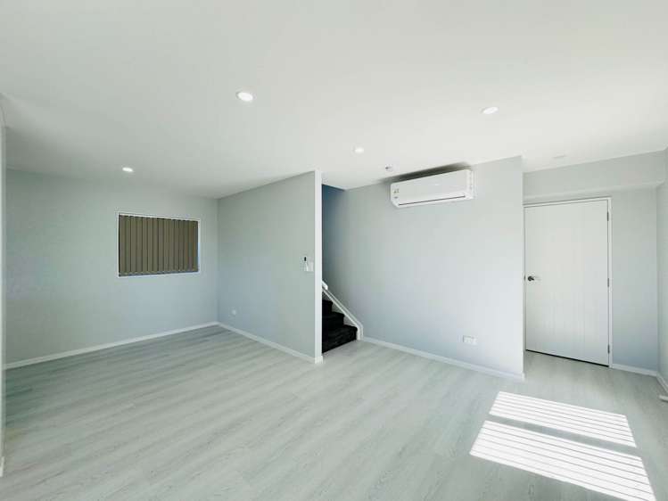 66A Maplesden Drive Clendon Park_1