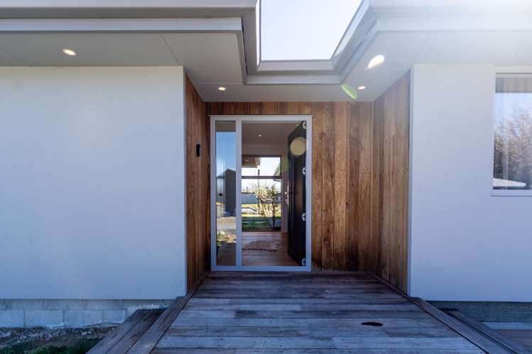 7/23 Temple Drive Twizel_2