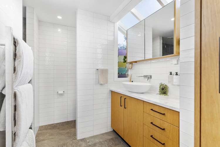 1 Toroa Terrace Mount Albert_10