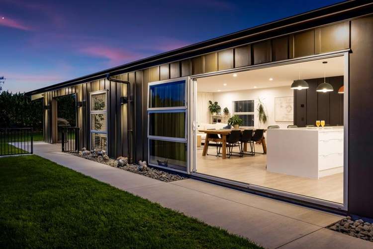 423 Cardiff Road Pembroke_16