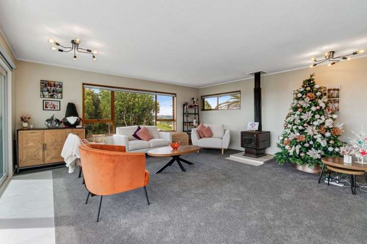 20 Whangaparaoa Road Rodney_12