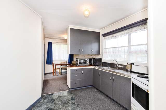 62 Lothian Crescent Strathern_4