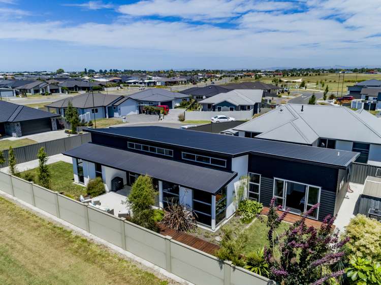 16 Pelorus Avenue Poraiti_19