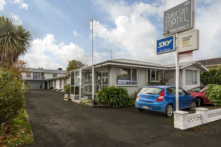 347 Worcester Street Linwood_0