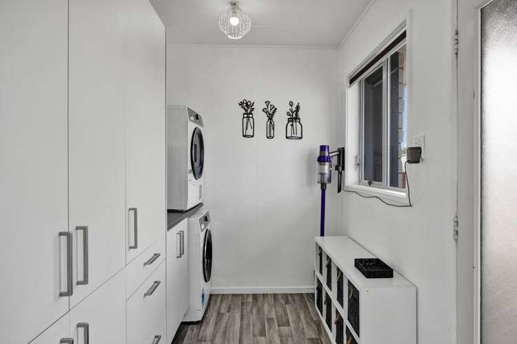 12 Tawa Street Hawera_15