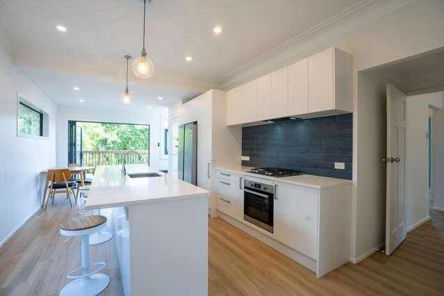 Newly-Renovated Charming 3-Bedroom Villa in New Lynn - Pets Negotiable!