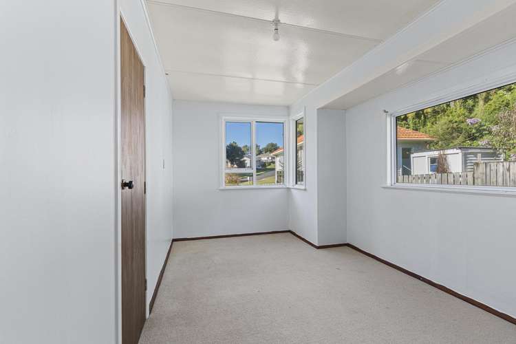 70 Glenpark Avenue Frankleigh Park_6