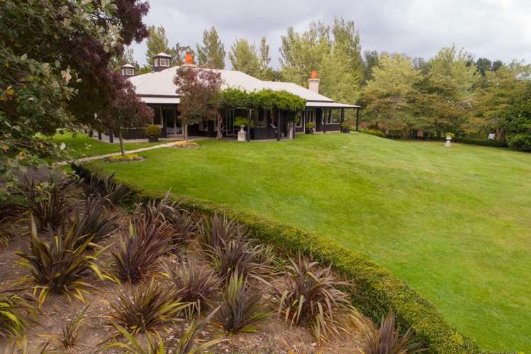 274 Polson Hill Drive Aokautere_38