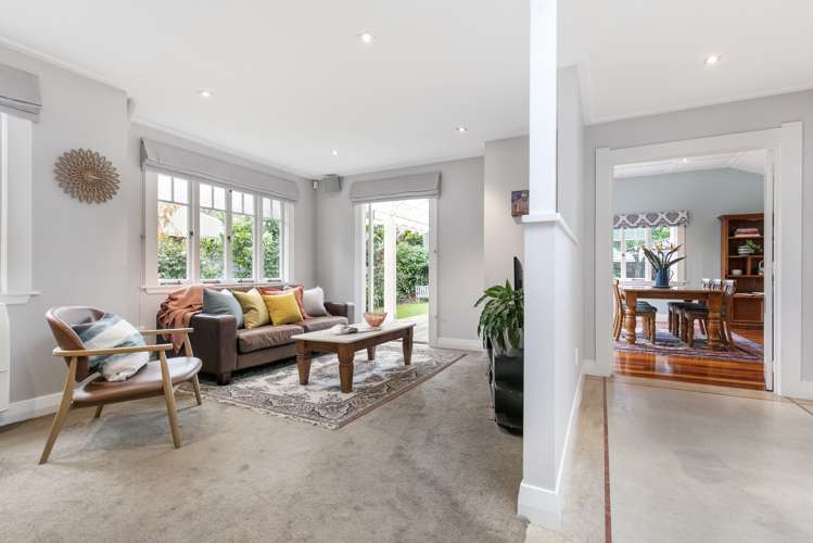 14 North Avenue Narrow Neck_5