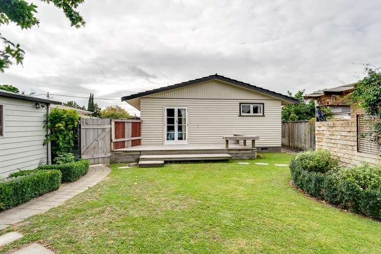 221 Tudor Avenue Mayfair_14