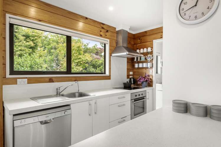 9A Teal Crescent Beach Haven_8