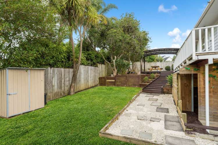 16 Munstead Place Hillcrest_29