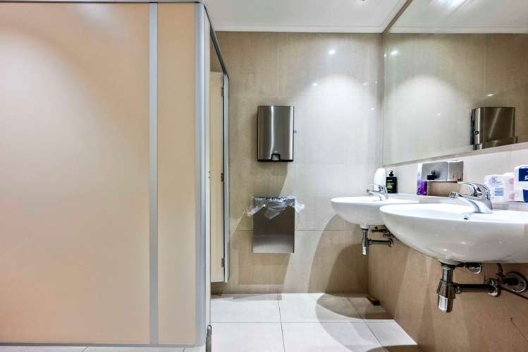 2B/12 O'Connell Street City Centre_9