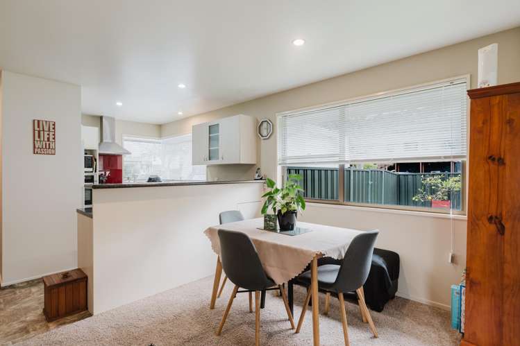 32 Ranui Street Dinsdale_5