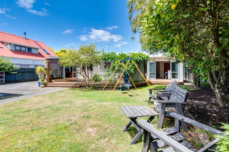 3 Redwood Place Te Awanga_11