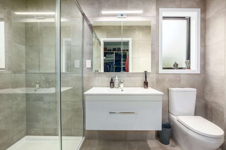 5 Breakwater Way Whitby_14