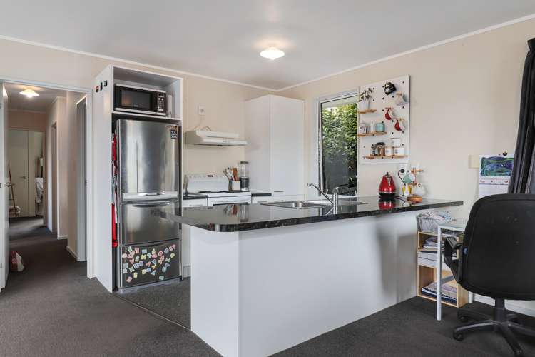 27a Bruce Avenue Glenview_5