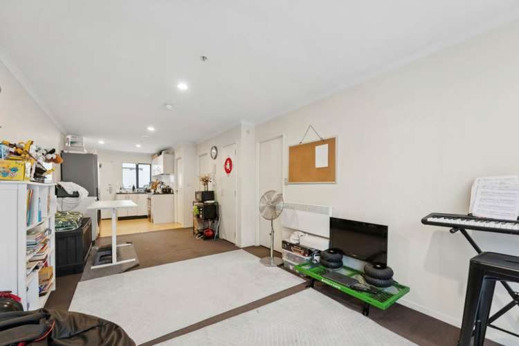 B708/176 Broadway Newmarket_2