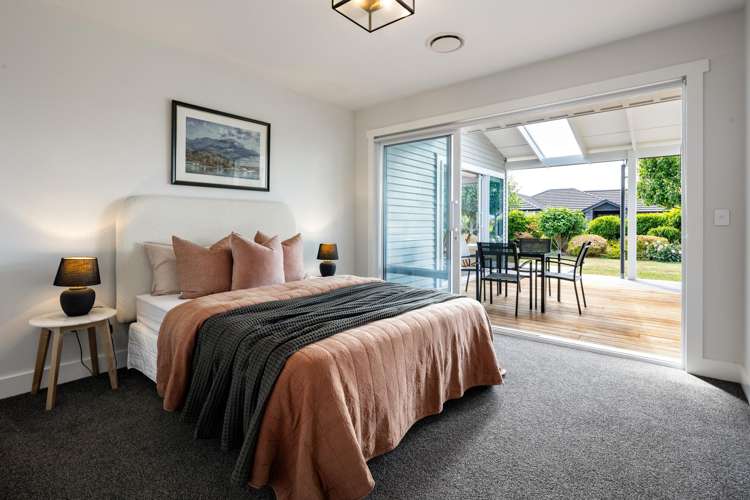 45 Alan Livingston Drive Cambridge_35