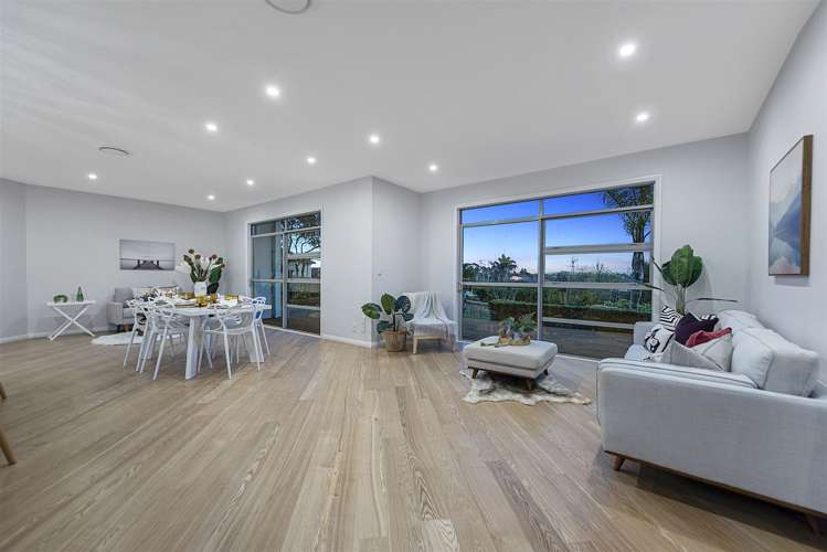 6 Heathfield Avenue Huntington_22