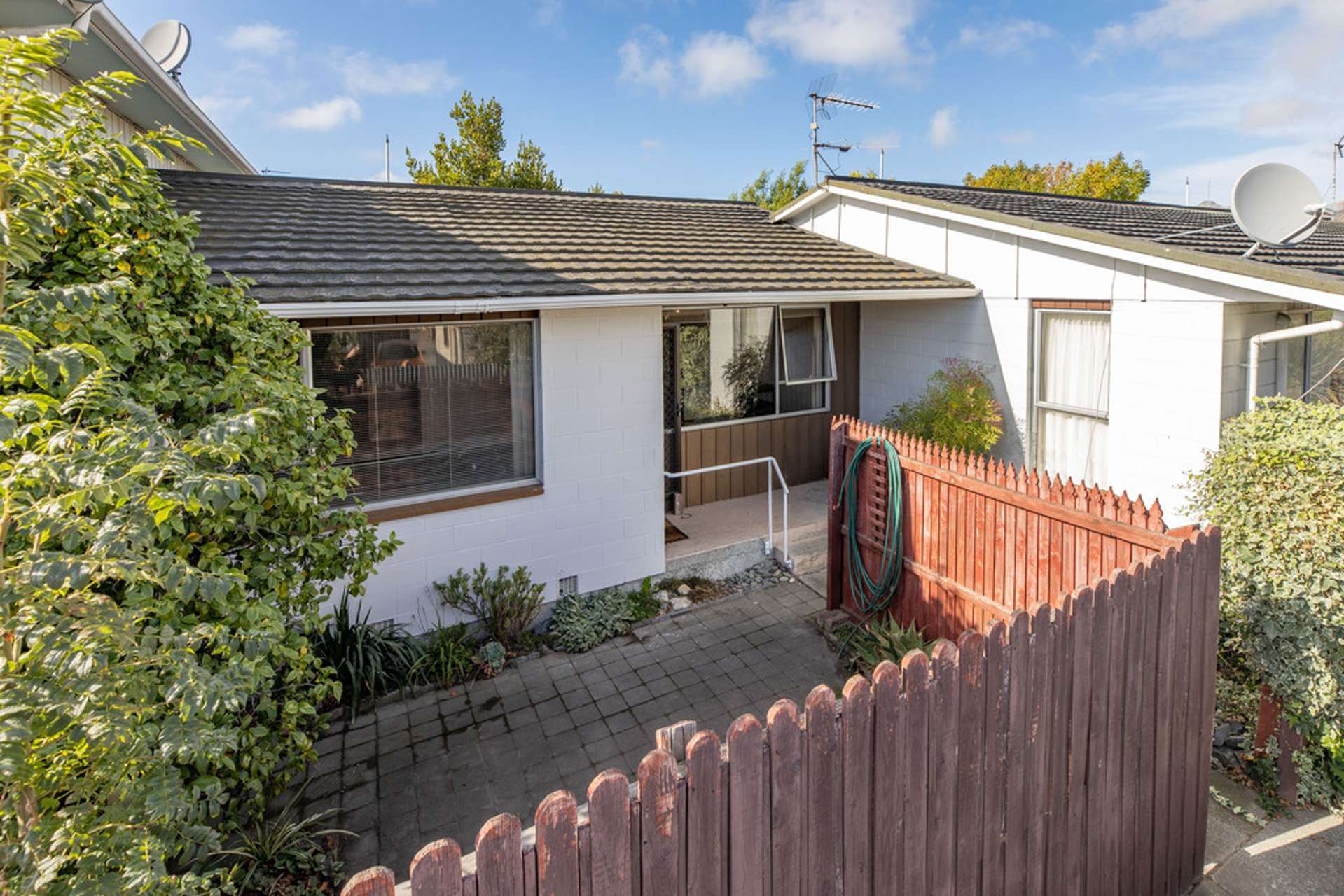 2/736 Ferry Road Woolston_0