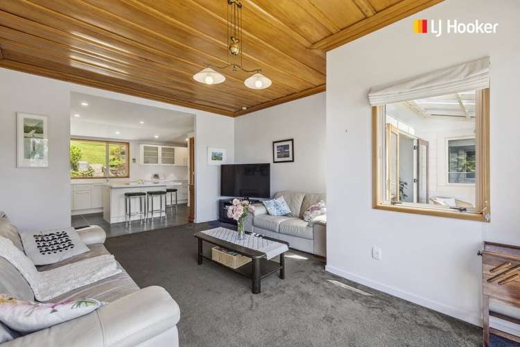 33 Marine Parade Macandrew Bay_14