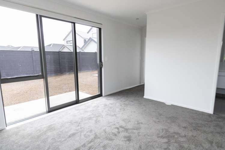 13 Rose Leigh Drive 11373_11