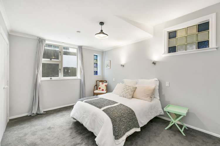 241/21 Left Bank Te Aro_2