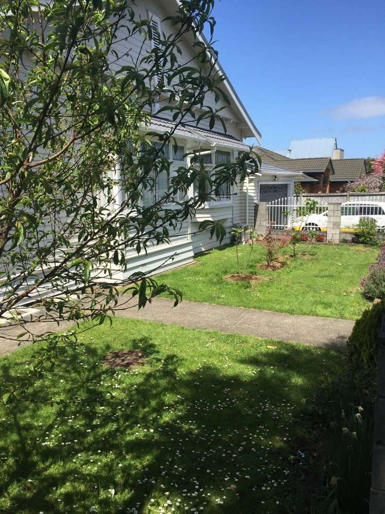 21 Crown Street Royal Oak_4