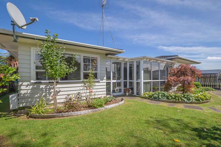 74 Kennedy Drive_2