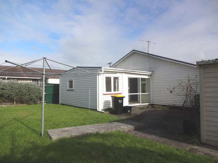 105 Queen Street Westport_1