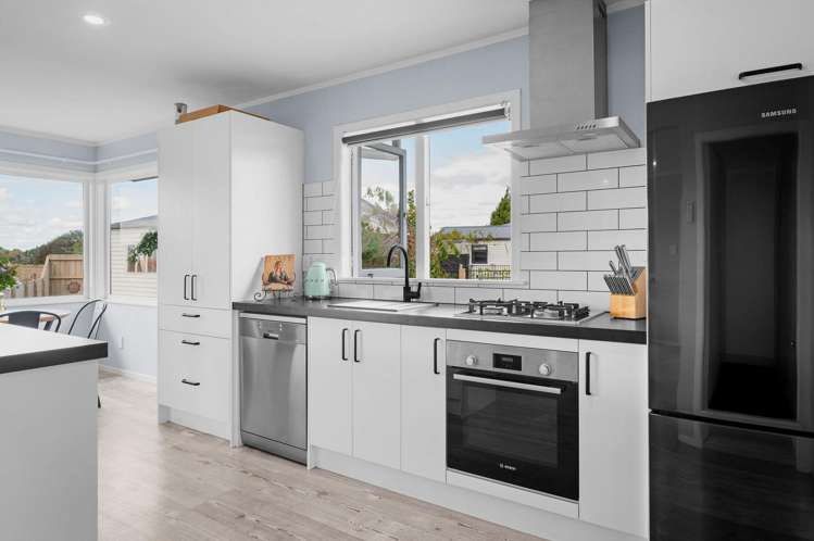 6181a Great South Road Horotiu_6