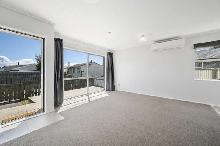 16 Aspen Place Owhata_1