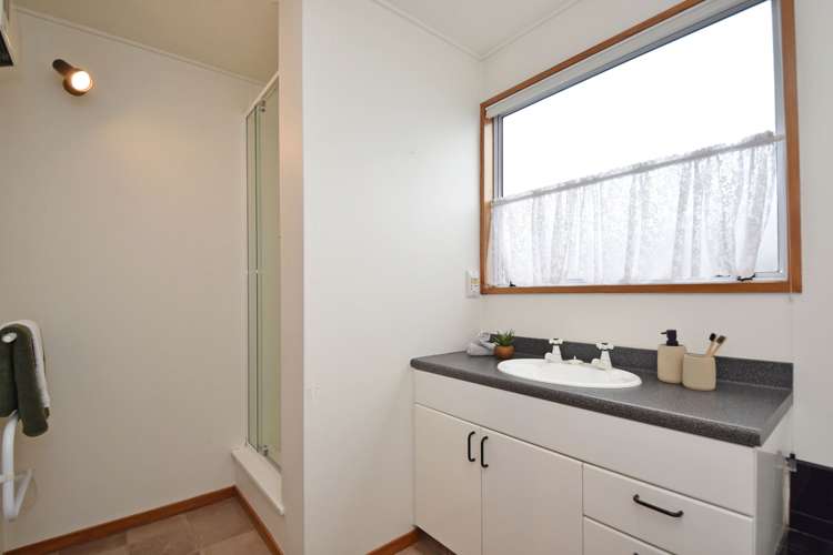 311 Kelvin Street Gladstone_13