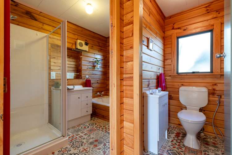 19 Matipo Terrace Toi Toi_12