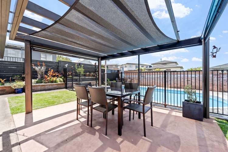 57 Albatross Road Red Beach_15