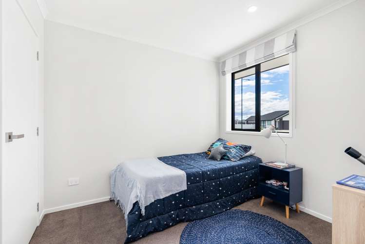 17 Saint Michael Crescent One Tree Point_18