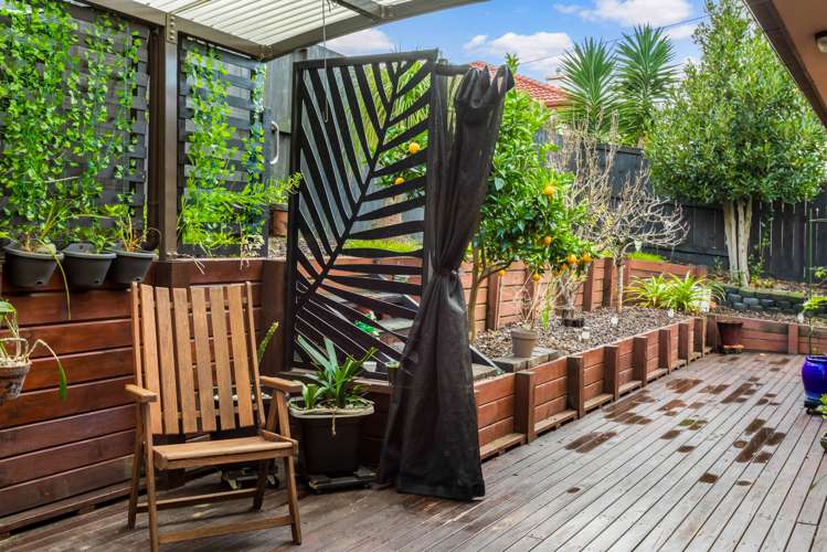 53 Chesterfield Way Orewa_17