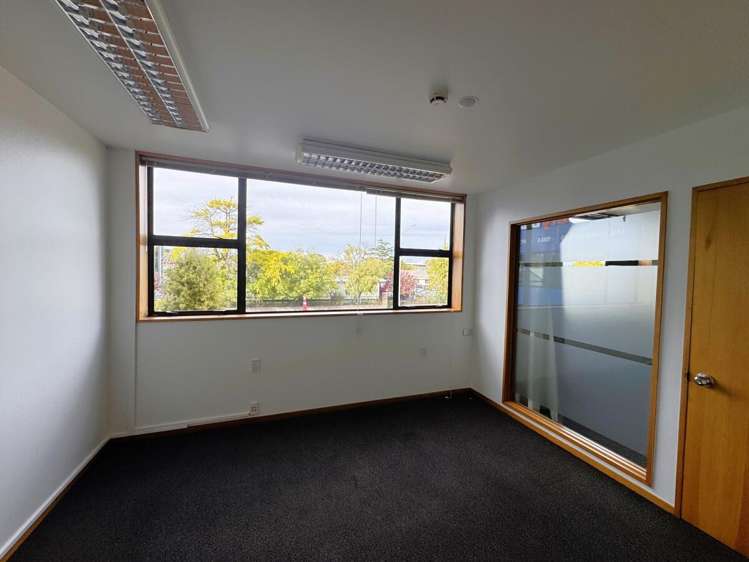 55 Ferry Road City Centre_17