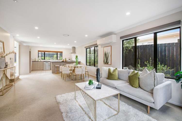 2/24 James Street Bayview_1