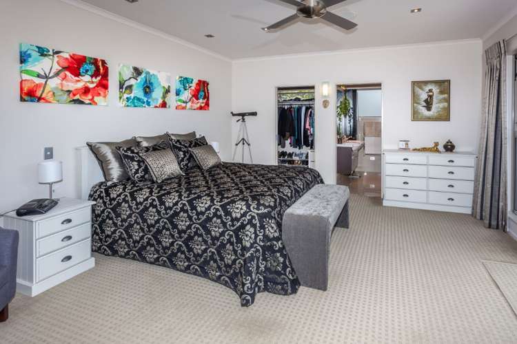 221 Onemana Drive Onemana_15