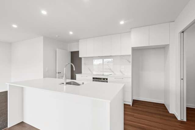 Builder Says Sell - Completed & Ready Now